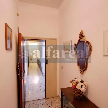 شقة Laura E, Due Camere, Aria Condizionata, E A 200 M Dal Mare! By Alfareal