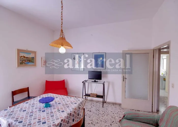 Apartament Laura E, Due Camere, Aria Condizionata, E A 200 M Dal Mare! By Alfareal